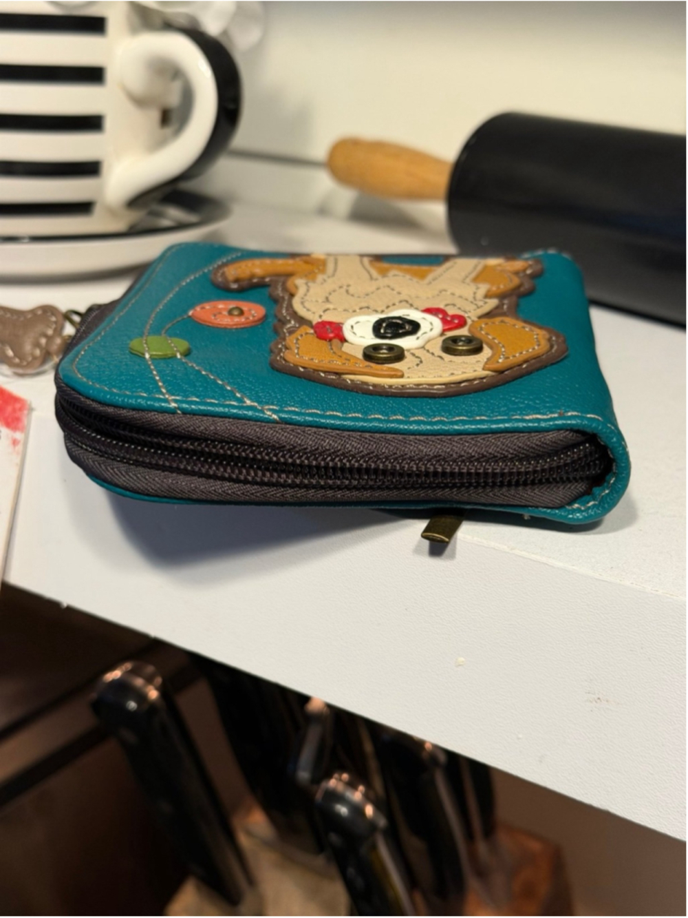 NWT CHALA GOLDEN RETRIEVER DOG ZIPPERED BIFOLD WALLET FAUX LEATHER TURQUOISE - Picture 7 of 10